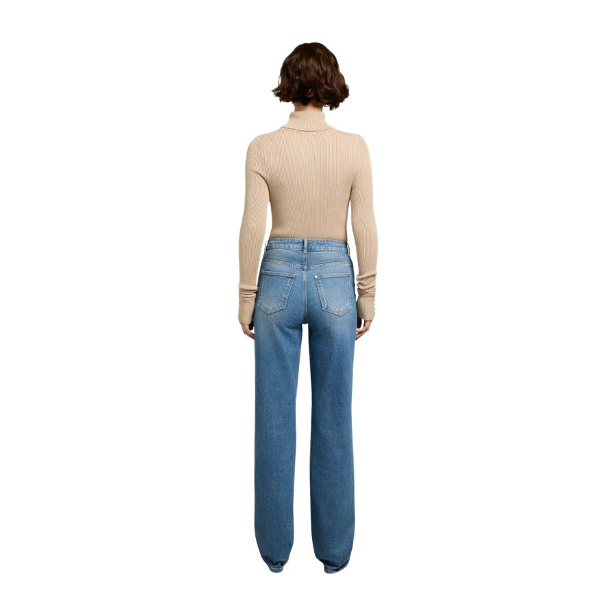 Classic Straight Womens Jean